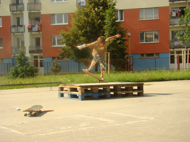 Kresťan fs nosegrind zo sádrou